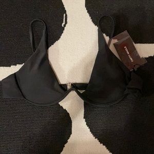 NWT empty whole v shaped bikini top Large